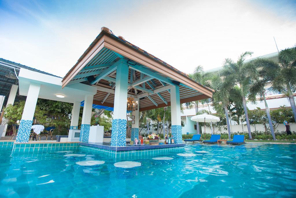 Chalong Beach Hotel Phuket Пхукет Экстерьер фото