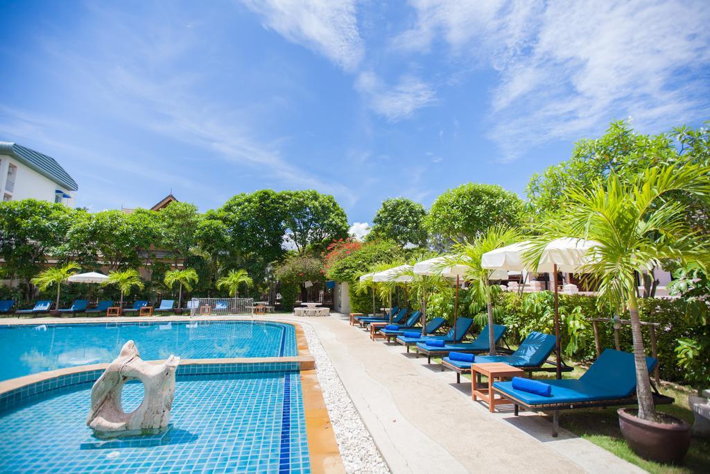 Chalong Beach Hotel Phuket Пхукет Экстерьер фото