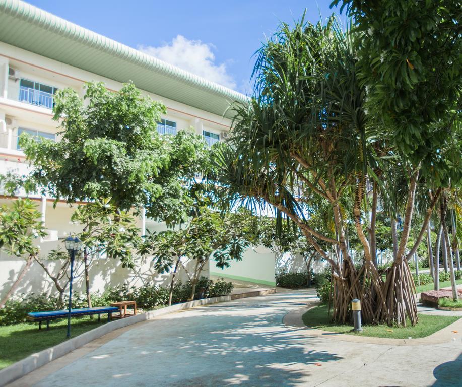 Chalong Beach Hotel Phuket Пхукет Экстерьер фото